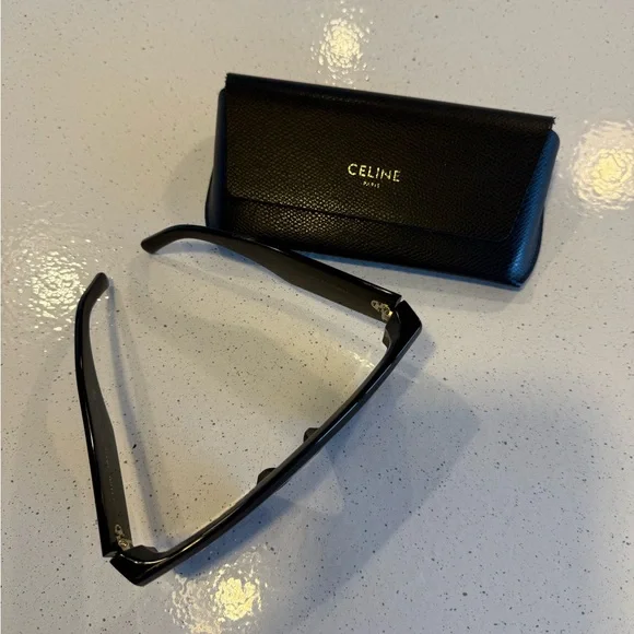 Celine Elegant Black Sunglasses with Case Celine CL40232I 01A Sunglasses - US main image 2